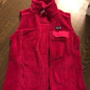 Women’s Patagonia Zip Vest!